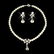 Rhinestone Spring Flower Necklace And Earring Set