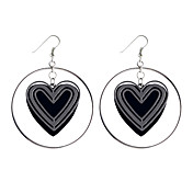 grandes círculos en forma de corazón pendientes