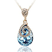 Women's Simple Elegant Teardrop Crystal Short Pendant