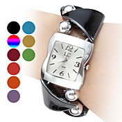 Women's Triangle Style Plastic Analog Quartz Bracelet Watch (Assorted Colors)