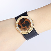 Women's Metal Cirque Wide Leather Bracelet
