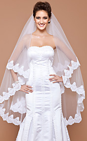 One-tier Tulle Fingertip Veil With Lace Applique Edge (More Colors Available)