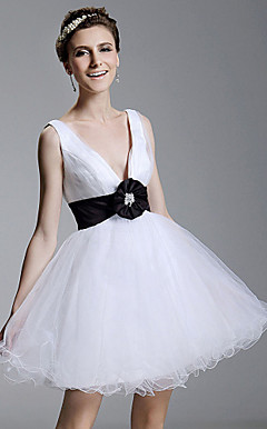 Ball Gown V-neck Short/Mini Tulle Over Satin Cocktail Dress