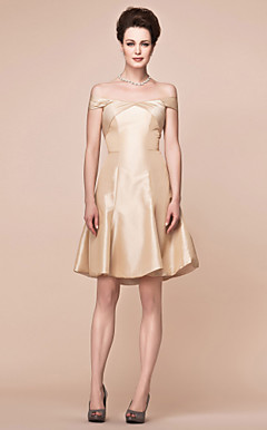 A-line Off-the-shoulder Knee-length Taffeta Mother Of The Bride Dress