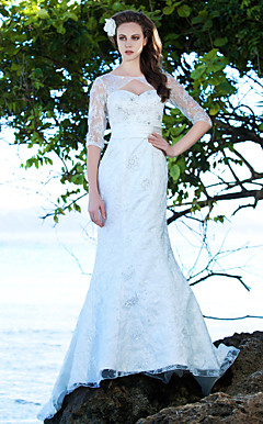 Trumpet/Mermaid Bateau Court Train Lace Wedding Dress