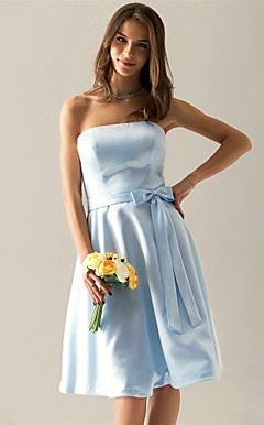 A-line Princess Strapless Knee-length Satin Bridesmaid/ Wedding Party Dress