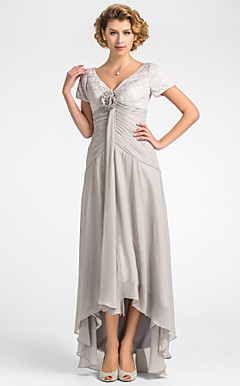 CHARLESTON - kjole til brudens mor i chiffon og blonde Med sjal