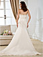  Trumpet/Mermaid Sweetheart Court Train Lace Wedding Dress With A Wrap