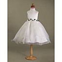 Ball Gown Bateau Knee-length  Satin  Organza Flower Girl Dress