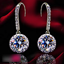 borla aretes largos de las mujeres